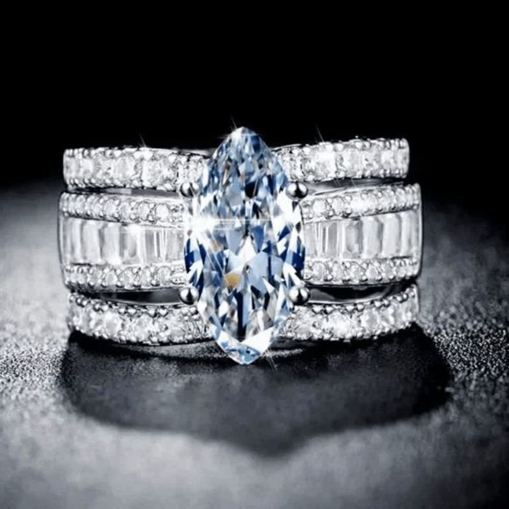STERLING SILVER MARQUISE CUT BAGUETTE DIAMOND RING AND DIAMOND RING GUARDS